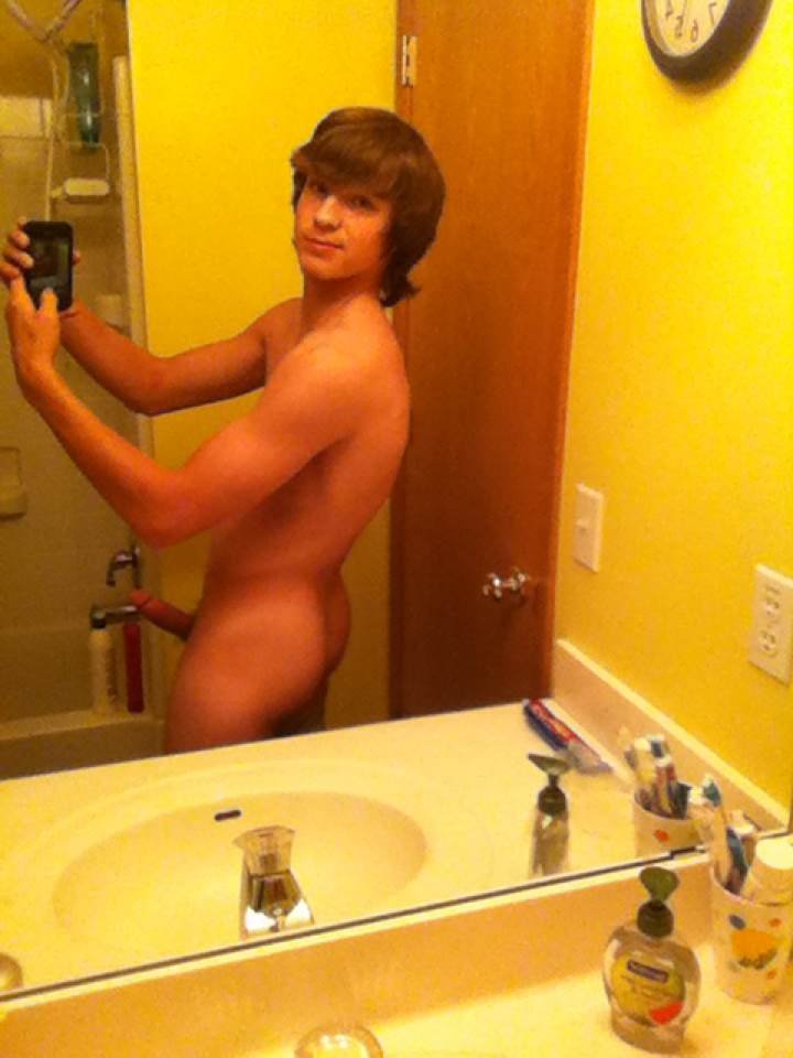 Nude Teen Boys Selfies